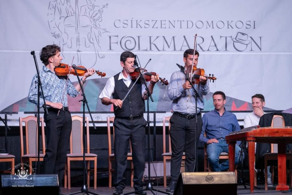 Jotekonysagi Koncert Erdélyi Táncházzenészek Találkozója